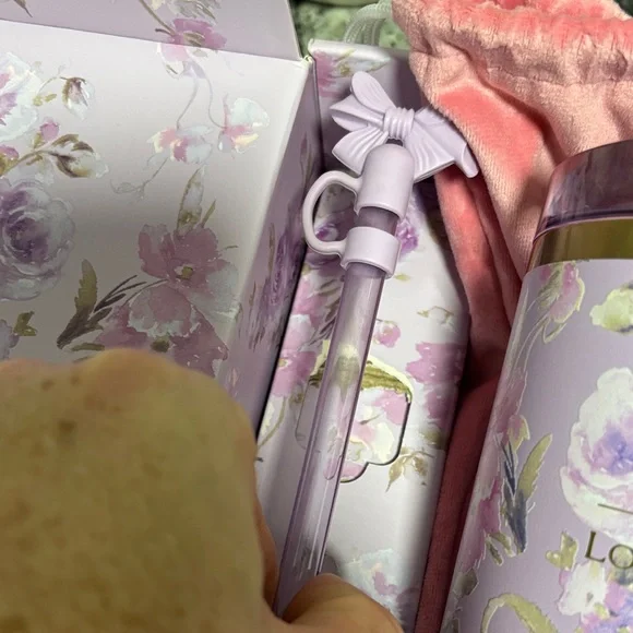 Stanley Love Shack Fancy 40oz - Picture 4 of 4